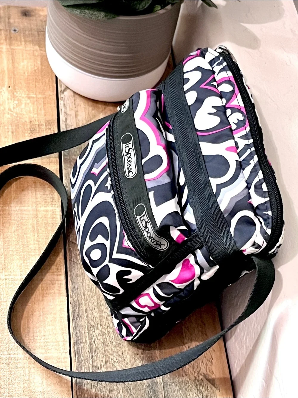 LeSportsac Vintage Funky 70s Abstract Graffiti 3 Zip Crossbody Bag